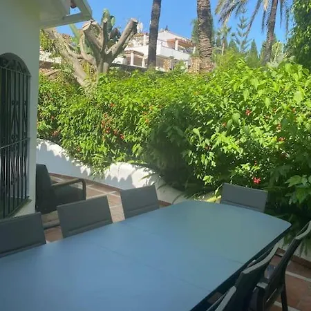 Beach Apartment. Newly Renovated. Marbella Exterior photo