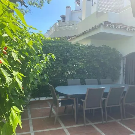 Beach Apartment. Newly Renovated. Marbella Exterior photo