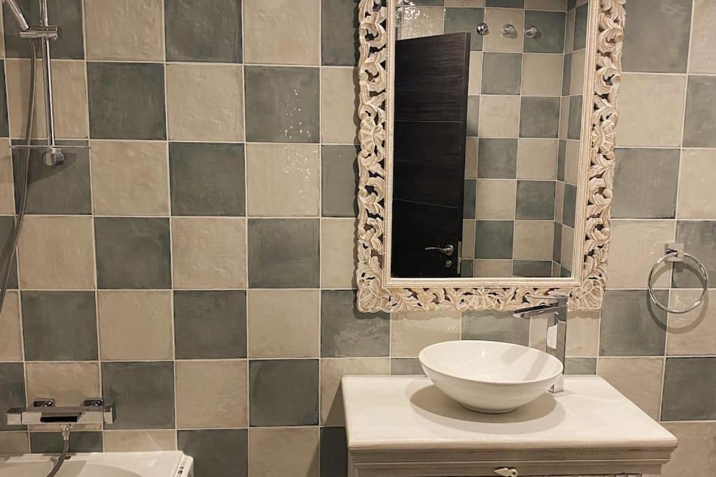 Apartment Apartment. Newly Renovated. Marbella